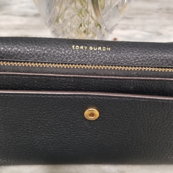 Tory Burch Black Leather Wallet - Picture 2 of 8